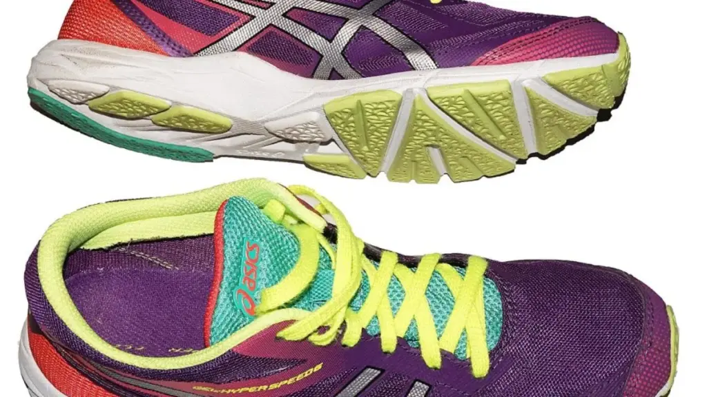 A pair of running shoes as a visual cue for footwear; no one shoe type treats plantar fasciitis