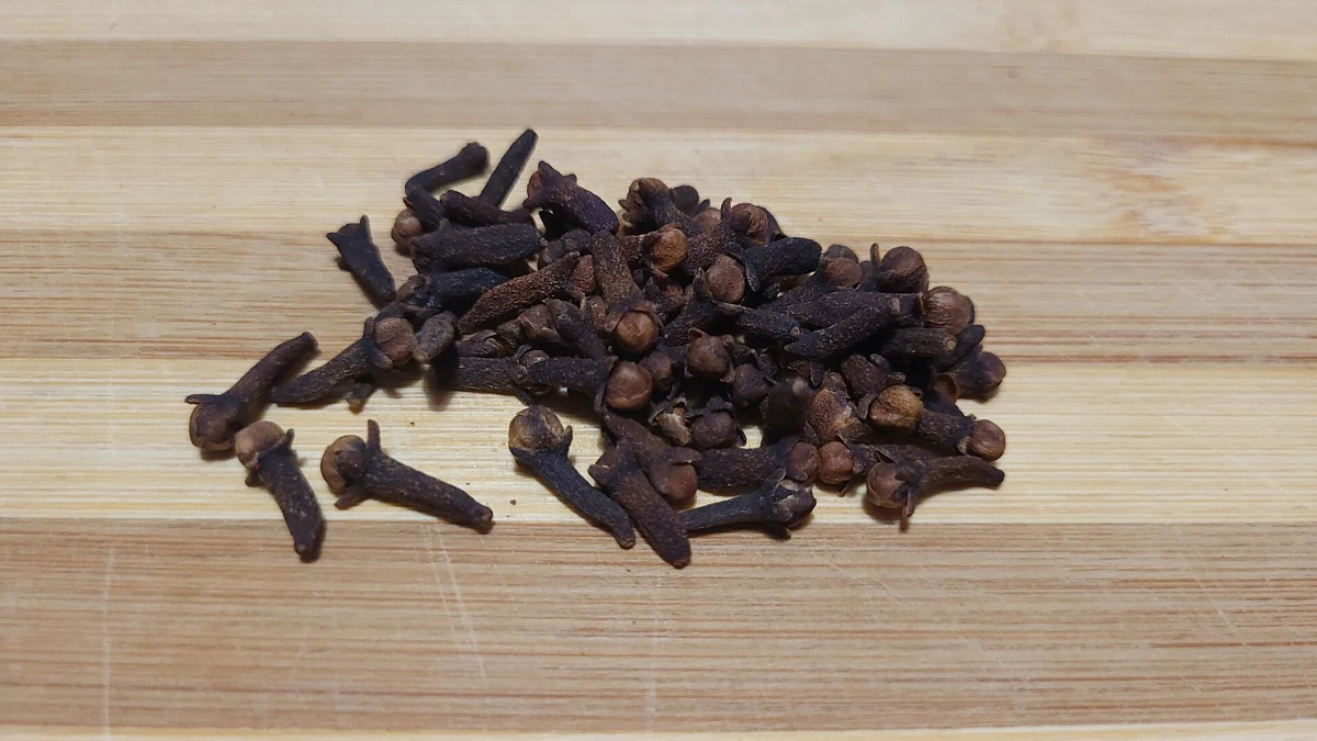 Clove Oil for Toothache: What the Dental Trials Really Show